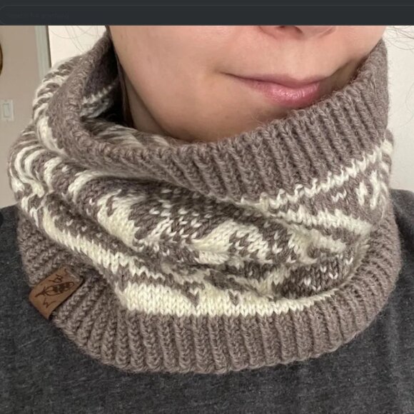 NWOT Owl Nouveau Hand Knit Cowl in wool + merino + cashmere naturals neutrals - Picture 2 of 6